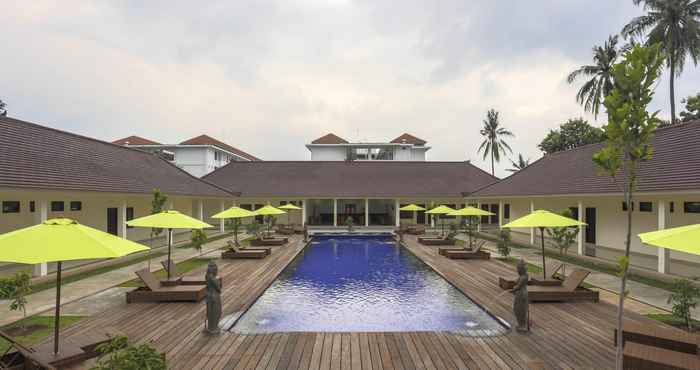 Swimming Pool Dormitory Tourism Mirah Banyuwangi