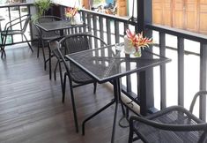 Bên ngoài 6 Decho Hostel