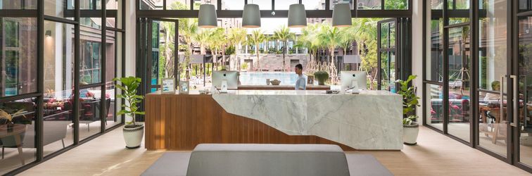 로비 Saturdays Residence by Brown Starling