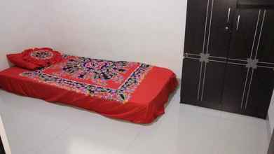 Kamar Tidur 4 Backpacker Room Revanaya Near Hang Nadim Airport