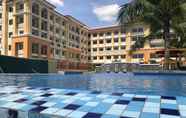 Kolam Renang 5 San Remo Oasis Serviced Apartments