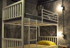 Bilik Tidur 4 The Nexchange Bangkok Hostel