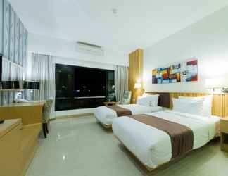Bedroom 2 Mamaison Hotel