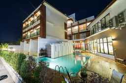 Mamaison Hotel, Rp 577.043