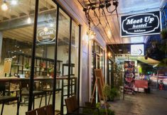 Restaurant 5 Meet Up Hostel