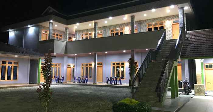 Bangunan Hotel Kaliki