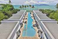 Bangunan The Privilege Hotel Ezra Beach Club (SHA Plus+)