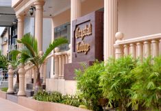 Exterior 2 Crystal Lodge Kota Bharu