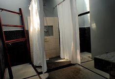 In-room Bathroom 6 Nice Stay at Froggies Divers Lembeh
