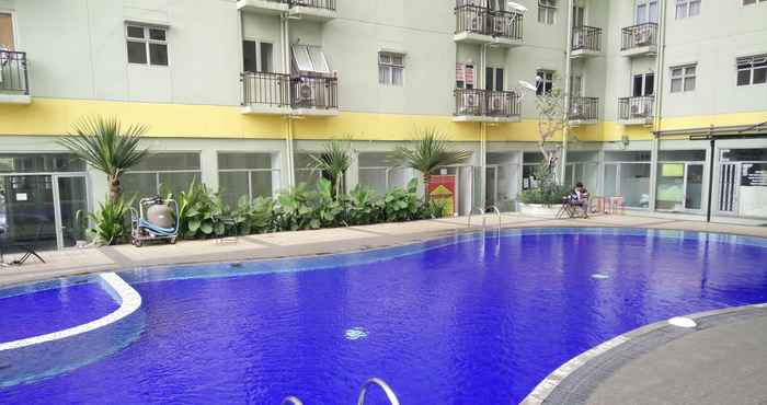 Swimming Pool Apartemen The Suites Metro by Yudis