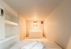 Bedroom 3 LAF Hotel Aree