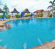 Kolam Renang 3 Blue Andaman Lanta Resort