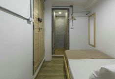 Bedroom 7 ORA Hostel Bangkok