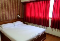 Bedroom 4 Business Inn At Sukhumvit 11 By Hjz