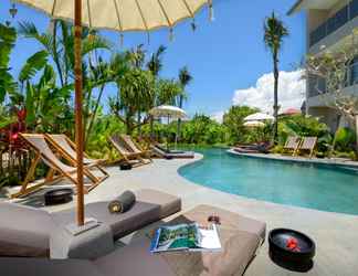 Kolam Renang 2 Canggu Beach Apartments