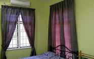 Kamar Tidur 4 Relaxs Guesthouse