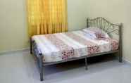 Kamar Tidur 5 Relaxs Guesthouse