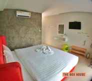 Bedroom 4 The Box House Krabi 