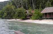 Nearby View and Attractions 4 Best Raja Ampat Cottage