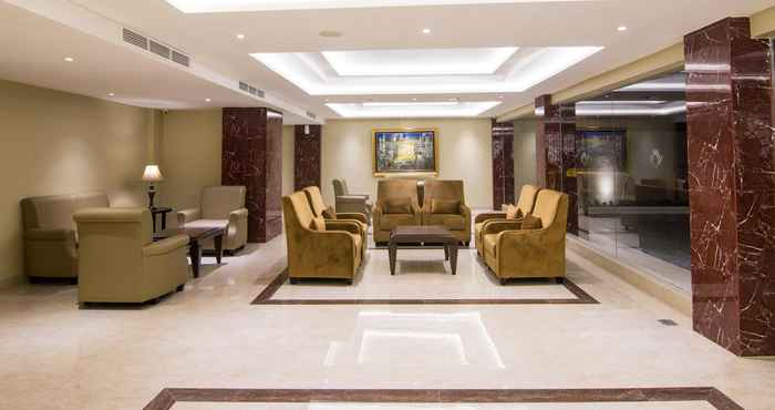 Lobby Portola Arabia Hotel