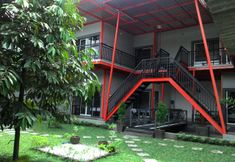 Exterior 5 Ndalem Sorogenen Syariah