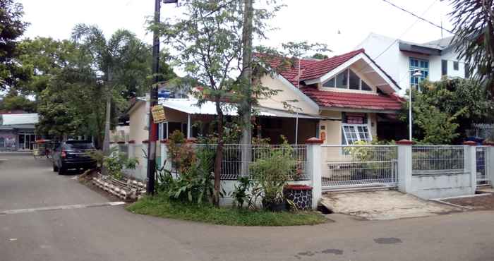 Bangunan Anaking Homestay Antapani