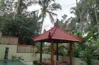 Swimming Pool Tranquil Jungle Ubud Loft Apartment Guest House