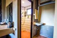 In-room Bathroom B2 Lanna Boutique & Budget Hotel