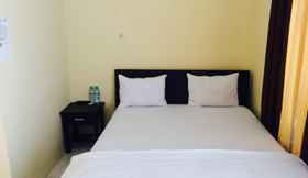Kamar Tidur 4 Comfort Room at Hotel Dubai Sumenep
