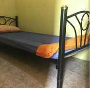 Kamar Tidur 2 My Friend's Guest House