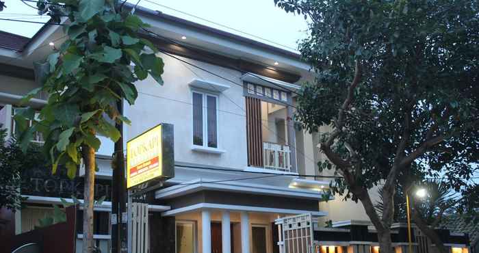 Exterior Nice house 5 bedrooms at Topkapi Homestay