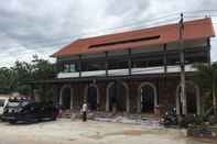 Bangunan Victory Road Villas