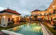 Kolam Renang 5 Pondok Canggu Homestay