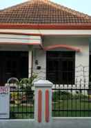 EXTERIOR_BUILDING Hartono Homestay Batu - Three Bedroom