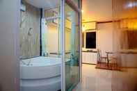 In-room Bathroom IL Mare Patong Place