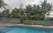 Swimming Pool 7 Kasih Sayang House