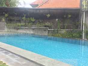 Swimming Pool 4 Kasih Sayang House