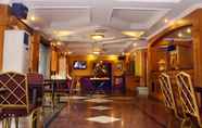 ร้านอาหาร 2 Dhaksina Hotel Medan