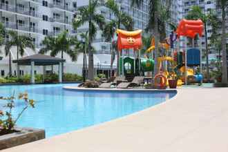 Kolam Renang 4 Apartment at Shell Residences near Mall of Asia Pasay City