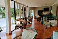 Bar, Cafe and Lounge The Pottery Resort Pranburi
