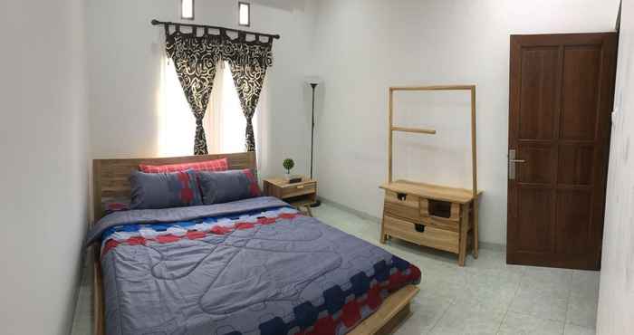 Bilik Tidur Comfy Chic Room at Mentari Guest House