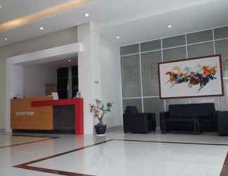 Lobi 2 Hotel Grand Indobaru