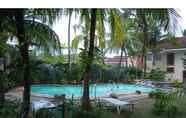 Kolam Renang 3 Tuscania Condominium