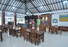 Bar, Cafe and Lounge 5 Hotel Family Nur Syariah