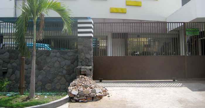 Bangunan Comfort House at Royale Homestay Surabaya