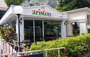 Bên ngoài 7 Ariston Hotel Bangkok