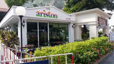 Bên ngoài 4 Ariston Hotel Bangkok