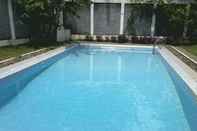 Swimming Pool Pasebanan Villa