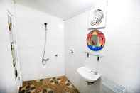 Toilet Kamar Yasa Homestay & Glamping Penida