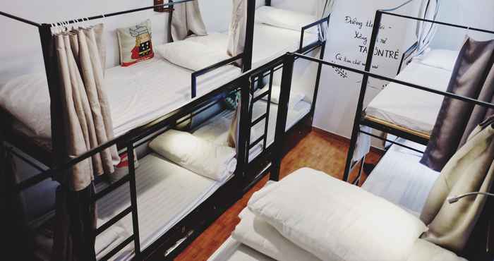 Kamar Tidur Zi Coffee & Hostel